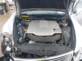 2008 Lexus LS 460 with VIN JTHBL46F085080285, listed as a IAAI auction lot 41086383 with 198,688 mi miles and . Bid and sale history available at carsss.com. Image 10.