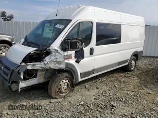 2017 Ram ProMaster Cargo with VIN 3C6TRVDG5HE549193, listed as a Copart auction lot 47240215 with 164,946 mi miles and Salvage Title. Bid and sale history available at carsss.com. Image 1.
