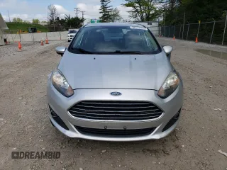 2016 Ford Fiesta S z VIN 3FADP4AJ2GM123002, wystawiony jako Copart lot #56122235 z przebiegiem 71 773 mil mil oraz Szkoda całkowita • Salvage title. Historia ofert i sprzedaży dostępna na DreamBid. Obrazek 5.