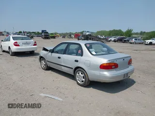 2000 Chevrolet Prizm LSi z VIN 1Y1SK5285YZ429138, wystawiony jako IAAI lot #42415653 z przebiegiem 119 255 mil mil oraz . Historia ofert i sprzedaży dostępna na DreamBid. Obrazek 3.