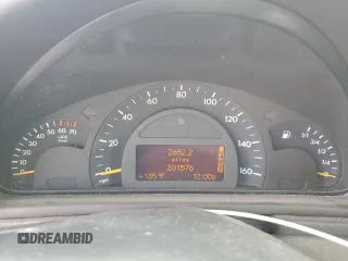 2003 Mercedes-Benz C 240 z VIN WDBRF61J93E013383, wystawiony jako Copart lot #55706845 z przebiegiem 201 576 mil mil oraz Szkoda całkowita • Salvage title. Historia ofert i sprzedaży dostępna na DreamBid. Obrazek 9.
