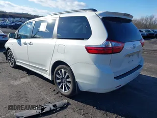 2019 Toyota Sienna XLE with VIN 5TDDZ3DC0KS220137, listed as a IAAI auction lot 41093022 with Not Provided miles and . Bid and sale history available at DreamBid. Image 3.