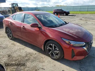 2024 Nissan Sentra SV z VIN 3N1AB8CV0RY207305, wystawiony jako Copart lot #55623055 z przebiegiem 17 956 mil mil oraz Szkoda całkowita • Salvage title. Historia ofert i sprzedaży dostępna na DreamBid. Obrazek 4.