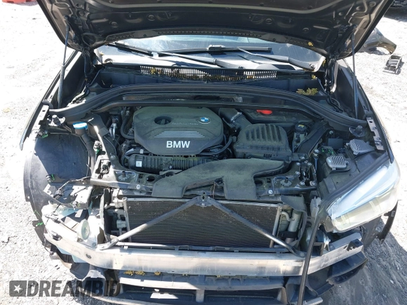 2016 BMW X1 xDrive28i with VIN WBXHT3C3XGP889833, listed as a IAAI auction lot 39118131 with 111,343 mi miles. Bid and sale history available at carsss.com. Image 10.