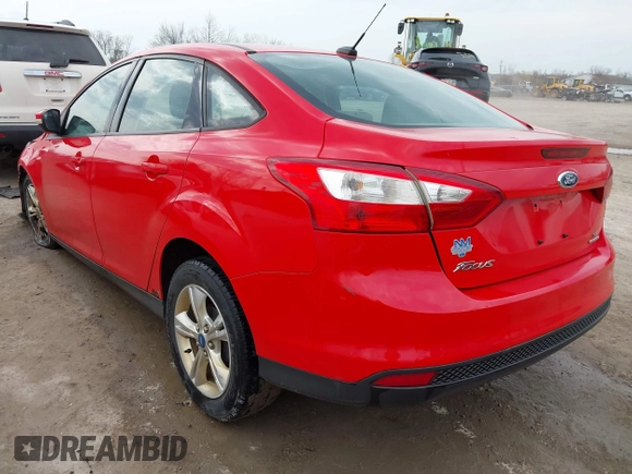 2013 Ford Focus SE with VIN 1FADP3F27DL261790, listed as a IAAI auction lot 42032822 with 80,585 mi miles. Bid and sale history available at carsss.com. Image 3.