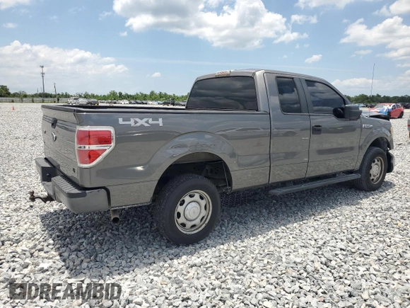 2013 Ford F-150 XL z VIN 1FTEX1EM4DKE77706, wystawiony jako Copart lot #57759535 z przebiegiem 180 754 mil mil oraz Szkoda całkowita • Salvage title. Historia ofert i sprzedaży dostępna na DreamBid. Obrazek 3.