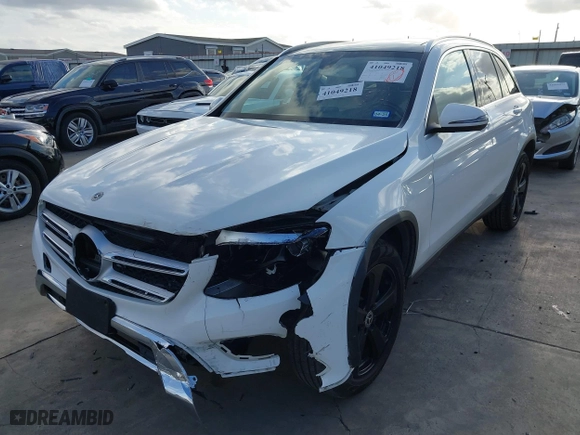 2019 Mercedes-Benz GLC with VIN WDC0G4KB0KV154015, listed as a IAAI auction lot 41049218 with 38,473 mi miles. Bid and sale history available at carsss.com. Image 18.