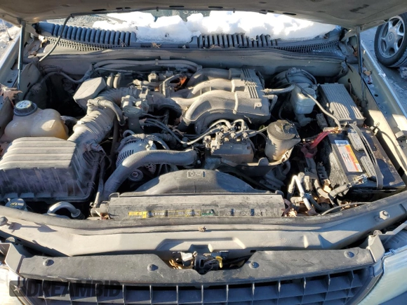 2005 Ford Explorer XLS z VIN 1FMZU62K85UB20959, wystawiony jako Copart lot #41908505 z przebiegiem Nie podano mil oraz Nie do naprawy • Non repairable. Historia ofert i sprzedaży dostępna na DreamBid. Obrazek 12.