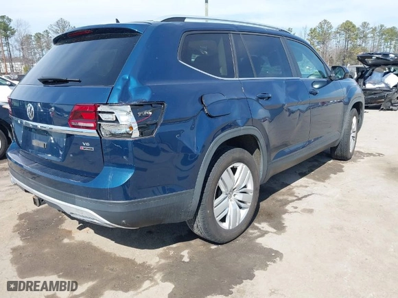 2019 Volkswagen Atlas 3.6L V6 SE w/Technology with VIN 1V2UR2CA0KC596900, listed as a IAAI auction lot 41653423 with 92,262 mi miles. Bid and sale history available at carsss.com. Image 4.