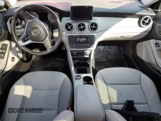 2015 Mercedes-Benz GLA 250 z VIN WDCTG4EB7FJ135127, wystawiony jako Copart lot #50206995 z przebiegiem Nie podano mil oraz Czysty tytuł • Clean title. Historia ofert i sprzedaży dostępna na DreamBid. Obrazek 8.