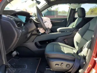 2024 GMC Acadia AWD AT4 z VIN 1GKENPKS9RJ243932, wystawiony jako Copart lot #81902624 z przebiegiem 979 mil mil oraz Szkoda całkowita • Salvage title. Historia ofert i sprzedaży dostępna na DreamBid. Obrazek 7.