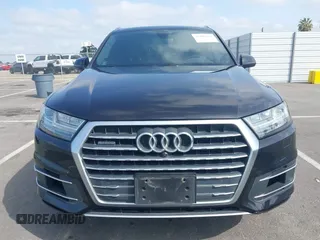 2018 Audi Q7 Premium Plus z VIN WA1LAAF71JD043867, wystawiony jako IAAI lot #42100789 z przebiegiem 146 796 mil mil oraz . Historia ofert i sprzedaży dostępna na DreamBid. Obrazek 13.