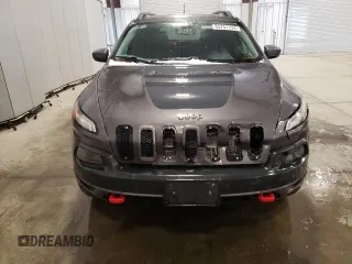 2017 Jeep Cherokee Trailhawk L Plus with VIN 1C4PJMBS0HD225346, listed as a Copart auction lot 85757134 with 81,810 mi miles and Salvage Title. Bid and sale history available at carsss.com. Image 5.