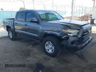 2021 Toyota Tacoma SR z VIN 5TFAX5GN9MX191879, wystawiony jako IAAI lot #41823330 z przebiegiem 31 937 mil mil oraz . Historia ofert i sprzedaży dostępna na DreamBid. Obrazek 1.