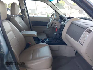 2009 Ford Escape Hybrid z VIN 1FMCU49359KA28475, wystawiony jako IAAI lot #42153444 z przebiegiem 210 067 mil mil oraz . Historia ofert i sprzedaży dostępna na DreamBid. Obrazek 5.