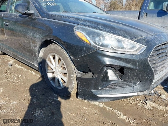 2019 Hyundai Sonata SE with VIN 5NPE24AF9KH755681, listed as a IAAI auction lot 41456521 with 128,345 mi miles. Bid and sale history available at carsss.com. Image 6.