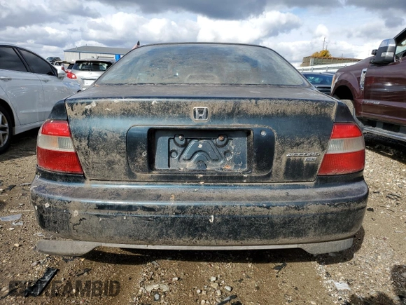 1995 Honda Accord EX with VIN 1HGCD7153SA039071, listed as a Copart auction lot 75856494 with 97,525 mi miles and Clean Title. Bid and sale history available at DreamBid. Image 6.
