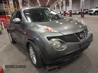 2013 Nissan Juke S z VIN JN8AF5MV1DT230502, wystawiony jako IAAI lot #42452093 z przebiegiem 115 856 mil mil oraz . Historia ofert i sprzedaży dostępna na DreamBid. Obrazek 1.