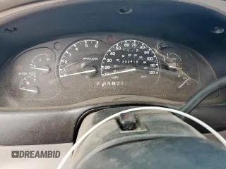 2001 Ford Explorer XLT with VIN 1FMZU63PX1ZA30705, listed as a Copart auction lot 57918865 with 233,418 mi miles and Clean title. Bid and sale history available at DreamBid. Image 9.