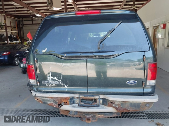 2003 Ford Excursion Limited with VIN 1FMSU43P13EC49035, listed as a IAAI auction lot 42546047 with 268,592 mi miles and . Bid and sale history available at DreamBid. Image 16.