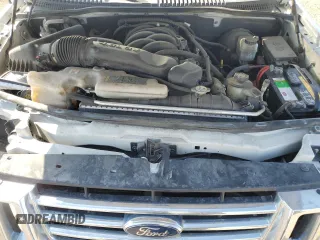 2010 Ford Explorer Eddie Bauer z VIN 1FMEU7E87AUA08880, wystawiony jako Copart lot #50933215 z przebiegiem 148 309 mil mil oraz Szkoda całkowita • Salvage title. Historia ofert i sprzedaży dostępna na DreamBid. Obrazek 14.