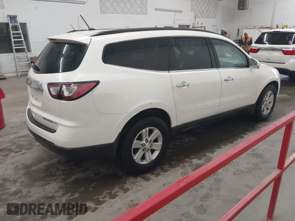 2014 Chevrolet Traverse LT with VIN 1GNKVGKDXEJ368164, listed as a IAAI auction lot 41912321 with 202,618 mi miles. Bid and sale history available at carsss.com. Image 4.
