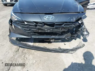 2022 Hyundai Elantra SEL with VIN 5NPLM4AGXNH065808, listed as a IAAI auction lot 42070044 with 16,370 mi miles and . Bid and sale history available at DreamBid. Image 6.