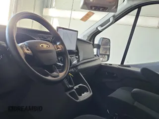 2023 Ford Transit Passenger XL с VIN 1FBAX9CG3PKC04601, выставлен на аукционе IAAI как лот 42667371 с пробегом 11 903 миль миль и . История ставок и продаж доступна на DreamBid. Изображение 20.