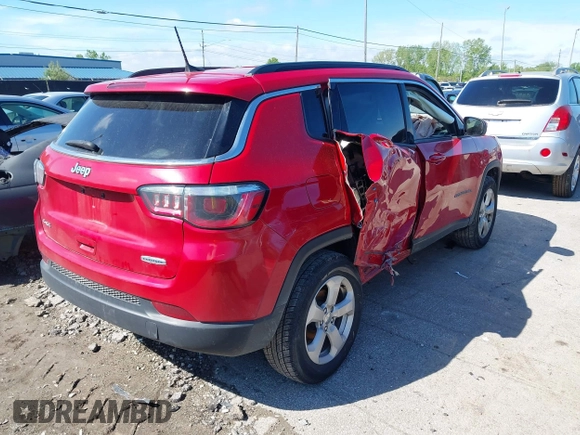 2018 Jeep Compass Latitude z VIN 3C4NJDBB6JT142740, wystawiony jako IAAI lot #42212811 z przebiegiem 81 647 mil mil oraz . Historia ofert i sprzedaży dostępna na DreamBid. Obrazek 4.