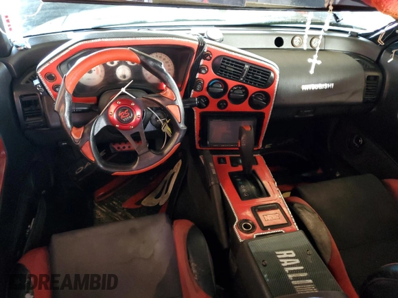 1992 Mitsubishi Eclipse with VIN 4A3CS44R9NE113833, listed as a Copart auction lot 84656744 with 217,186 mi miles and Clean Title. Bid and sale history available at DreamBid. Image 8.