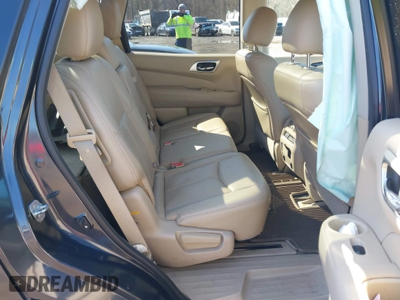 2014 Nissan Pathfinder SL z VIN 5N1AR2MM2EC701997, wystawiony jako IAAI lot #41984553 z przebiegiem 115 270 mil mil oraz . Historia ofert i sprzedaży dostępna na DreamBid. Obrazek 8.