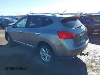 2015 Nissan Rogue S with VIN JN8AS5MVXFW770931, listed as a IAAI auction lot 41575344 with 160,556 mi miles and . Bid and sale history available at carsss.com. Image 3.