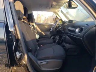2023 Jeep Renegade Upland with VIN ZACNJDB1XPPP15384, listed as a Copart auction lot 44714055 with 28,125 mi miles and Salvage title. Bid and sale history available at DreamBid. Image 7.