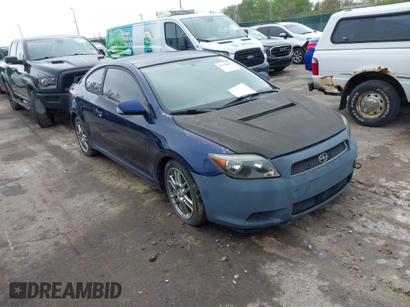 2005 Scion tC with VIN JTKDE177750051166, listed as a IAAI auction lot 42178097 with 205,231 mi miles. Bid and sale history available at carsss.com. Image 1.
