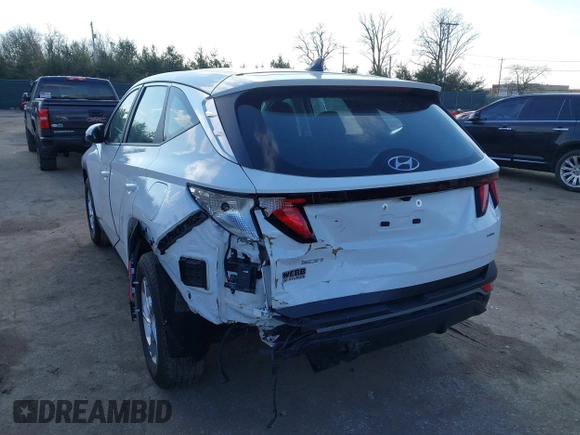 2024 Hyundai Tucson SE with VIN 5NMJACDE4RH333436, listed as a IAAI auction lot 41222699 with 15,002 mi miles. Bid and sale history available at carsss.com. Image 3.