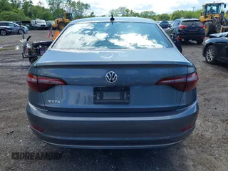 2020 Volkswagen Jetta SEL z VIN 3VWEB7BU2LM024016, wystawiony jako IAAI lot #42341318 z przebiegiem 40 480 mil mil oraz . Historia ofert i sprzedaży dostępna na DreamBid. Obrazek 16.