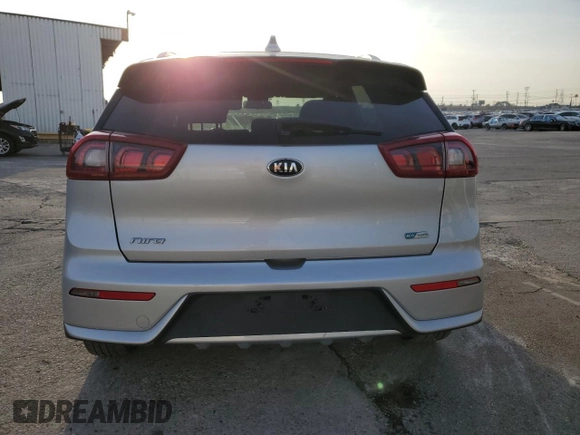 2018 Kia Niro LX with VIN KNDCB3LC8J5207495, listed as a Copart auction lot 43771735 with 81,304 mi miles and Salvage Title. Bid and sale history available at carsss.com. Image 6.