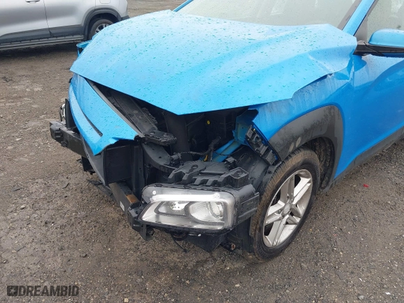 2020 Hyundai Kona SE with VIN KM8K1CAA4LU418696, listed as a IAAI auction lot 41950986 with 75,998 mi miles. Bid and sale history available at carsss.com. Image 20.