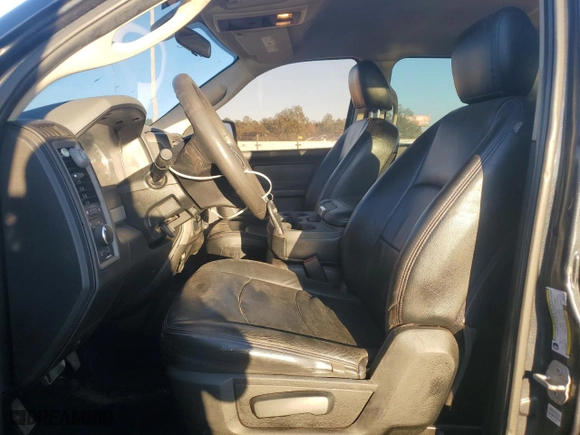 2018 Ram 2500 Tradesman with VIN 3C6UR5CLXJG417219, listed as a Copart auction lot 76062114 with 295,417 mi miles and Salvage Title. Bid and sale history available at carsss.com. Image 7.