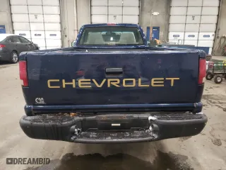 2000 Chevrolet S-10 LS with VIN 1GCCS1456YK266190, listed as a Copart auction lot 86311344 with 82,716 mi miles and Clean Title. Bid and sale history available at carsss.com. Image 6.