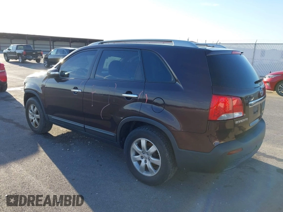 2011 Kia Sorento LX with VIN 5XYKT4A24BG148043, listed as a IAAI auction lot 41822246 with 208,824 mi miles and . Bid and sale history available at DreamBid. Image 3.