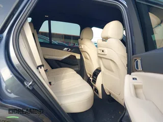 2020 BMW X5 xDrive40i с VIN 5UXCR6C05LLL66698, выставлен на аукционе IAAI как лот 42210172 с пробегом 42 283 миль миль и . История ставок и продаж доступна на DreamBid. Изображение 8.
