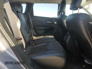 2020 Jeep Cherokee Latitude Plus with VIN 1C4PJLLB7LD568883, listed as a Copart auction lot 49480225 with 87,206 mi miles and Salvage title. Bid and sale history available at DreamBid. Image 11.