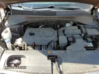 2020 Kia Sorento LX z VIN 5XYPG4A36LG708570, wystawiony jako Copart lot #80859395 z przebiegiem 67 092 mil mil oraz Szkoda całkowita • Salvage title. Historia ofert i sprzedaży dostępna na DreamBid. Obrazek 14.