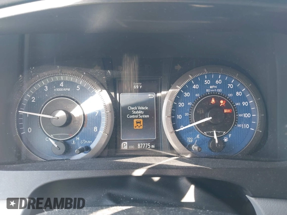 2017 Toyota Sienna XLE Auto Access Seat with VIN 5TDYZ3DCXHS767278, listed as a IAAI auction lot 41639093 with 87,775 mi miles and . Bid and sale history available at DreamBid. Image 15.
