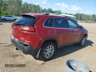 2017 Jeep Cherokee Latitude с VIN 1C4PJMCS0HW627905, выставлен на аукционе Copart как лот 62195055 с пробегом 120 442 миль миль и Списание • Salvage title. История ставок и продаж доступна на DreamBid. Изображение 3.