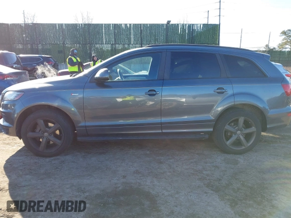 2015 Audi Q7 3.0T S line Prestige with VIN WA1DGAFEXFD001724, listed as a IAAI auction lot 41367612 with 57,066 mi miles. Bid and sale history available at carsss.com. Image 14.