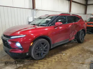 2023 Chevrolet Blazer RS z VIN 3GNKBKRS9PS196873, wystawiony jako Copart lot #63096515 z przebiegiem 37 142 mil mil oraz Szkoda całkowita • Salvage title. Historia ofert i sprzedaży dostępna na DreamBid. Obrazek 1.