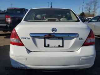 2008 Nissan Versa 1.8 S with VIN 3N1BC11EX8L464205, listed as a Copart auction lot 86641434 with 29,770 mi miles and Salvage Title. Bid and sale history available at carsss.com. Image 6.