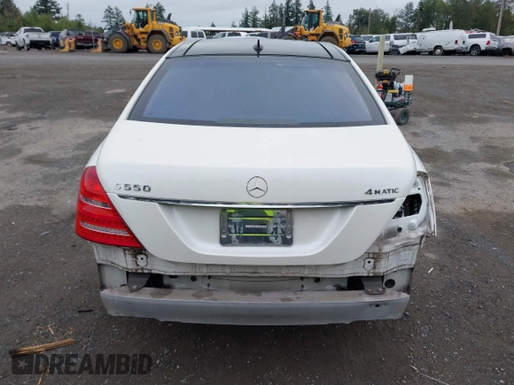 2013 Mercedes-Benz S 550 with VIN WDDNG9EB8DA527614, listed as a IAAI auction lot 42592337 with 71,423 mi miles and . Bid and sale history available at DreamBid. Image 17.